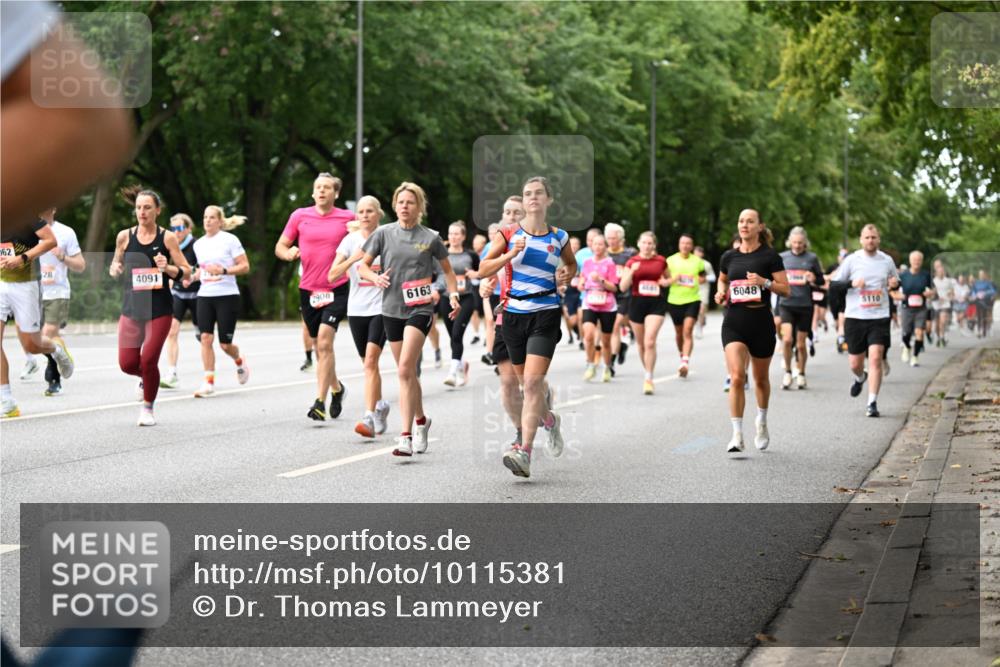 06.09.2026 - CURREX Alsterlauf Dr. Thomas Lammeyer http://msf.ph/oto/10115381 06.09.2026 09:10:27 Laufen 62, 28, 4091, 2908, 6163, 4661, 6048, 5110 meine-sportfotos.de