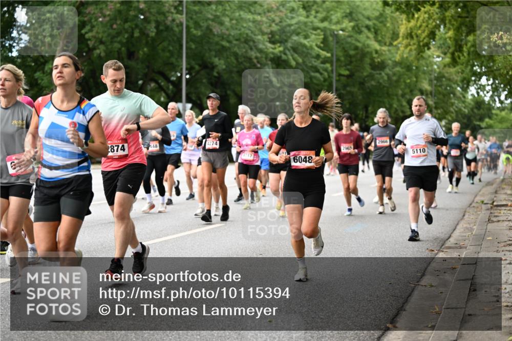 06.09.2026 - CURREX Alsterlauf Dr. Thomas Lammeyer http://msf.ph/oto/10115394 06.09.2026 09:10:29 Laufen 2874, 448, 4274, 2966, 2965, 5110, 6048 meine-sportfotos.de
