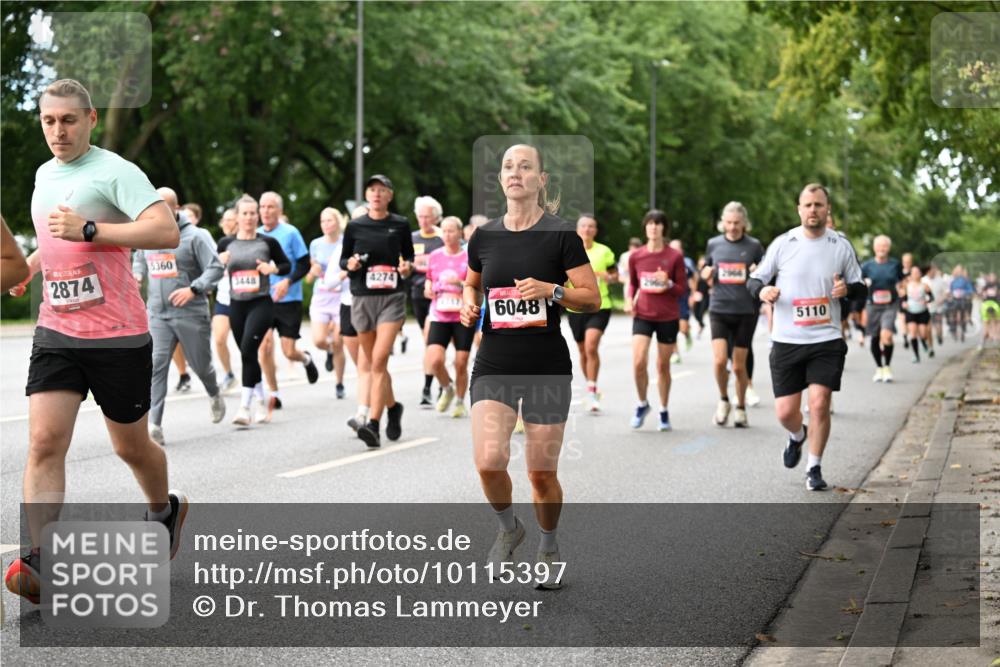 06.09.2026 - CURREX Alsterlauf Dr. Thomas Lammeyer http://msf.ph/oto/10115397 06.09.2026 09:10:29 Laufen 5360, 2874, 3448, 4274, 6048, 5110 meine-sportfotos.de