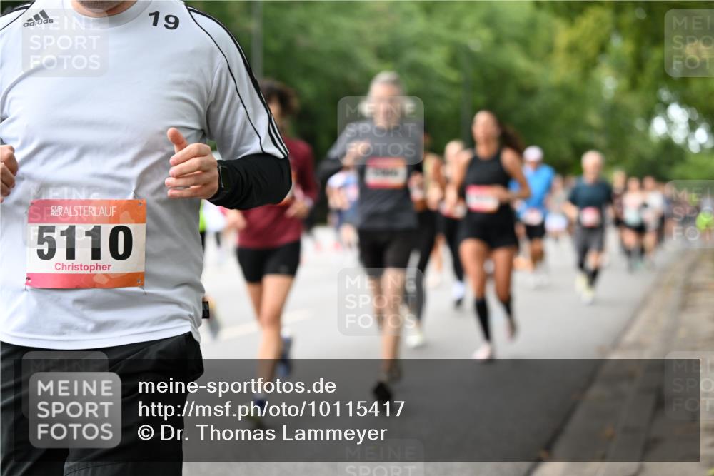 06.09.2026 - CURREX Alsterlauf Dr. Thomas Lammeyer http://msf.ph/oto/10115417 06.09.2026 09:10:32 Laufen 19, 5110 meine-sportfotos.de