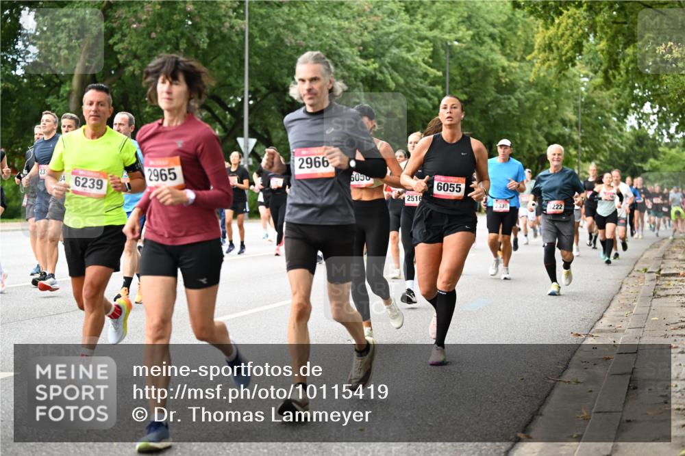 06.09.2026 - CURREX Alsterlauf Dr. Thomas Lammeyer http://msf.ph/oto/10115419 06.09.2026 09:10:32 Laufen 23, 34, 6239, 2965, 2966, 6050, 2516, 6055, 2338, 5222 meine-sportfotos.de