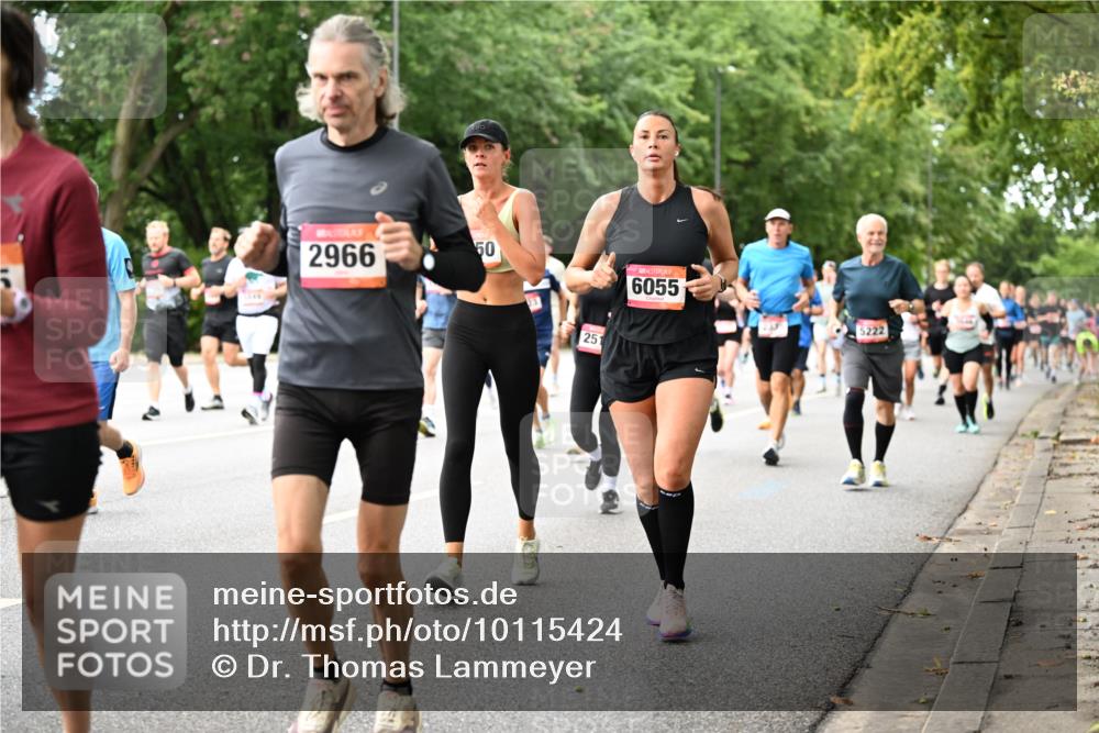 06.09.2026 - CURREX Alsterlauf Dr. Thomas Lammeyer http://msf.ph/oto/10115424 06.09.2026 09:10:33 Laufen 2966, 50, 251, 6055, 5222 meine-sportfotos.de