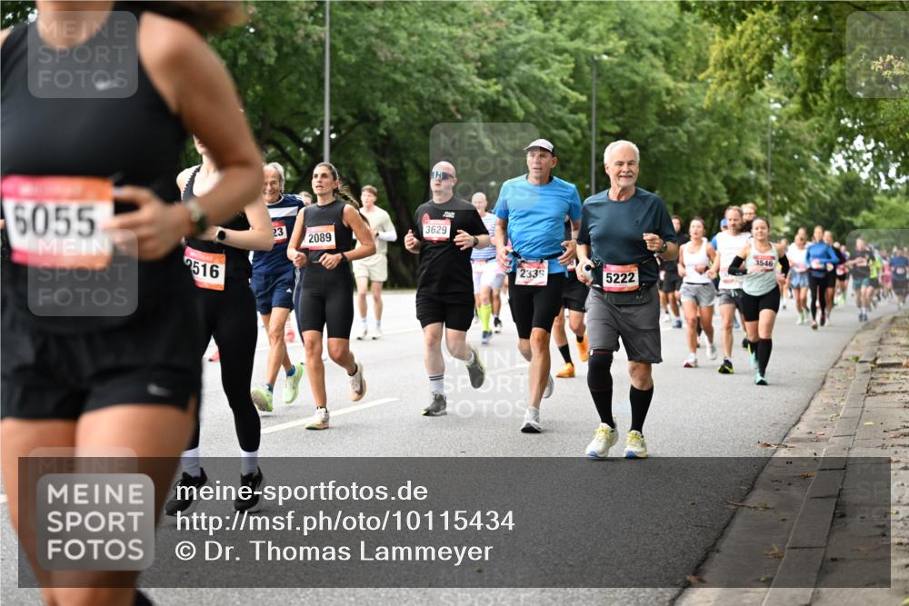 06.09.2026 - CURREX Alsterlauf Dr. Thomas Lammeyer http://msf.ph/oto/10115434 06.09.2026 09:10:34 Laufen 6055, 2516, 23, 202, 2089, 3629, 2339, 5222, 3546 meine-sportfotos.de