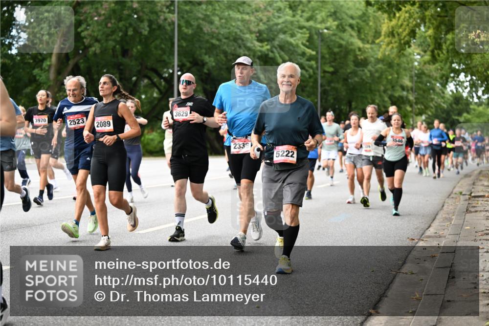 06.09.2026 - CURREX Alsterlauf Dr. Thomas Lammeyer http://msf.ph/oto/10115440 06.09.2026 09:10:35 Laufen 3970, 2523, 3629, 2089, 233, 5222, 509, 3546 meine-sportfotos.de