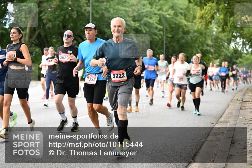 06.09.2026 - CURREX Alsterlauf Dr. Thomas Lammeyer http://msf.ph/oto/10115444 06.09.2026 09:10:35 Laufen 3629, 2338, 5222, 4343 meine-sportfotos.de