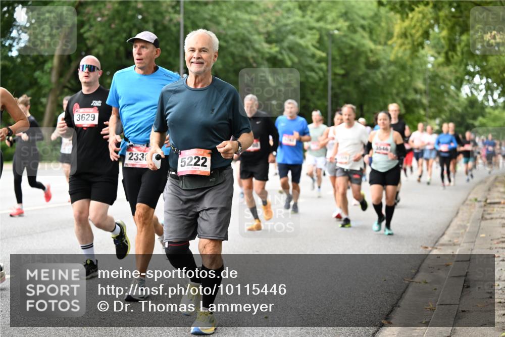 06.09.2026 - CURREX Alsterlauf Dr. Thomas Lammeyer http://msf.ph/oto/10115446 06.09.2026 09:10:36 Laufen 13, 3629, 2338, 5222 meine-sportfotos.de