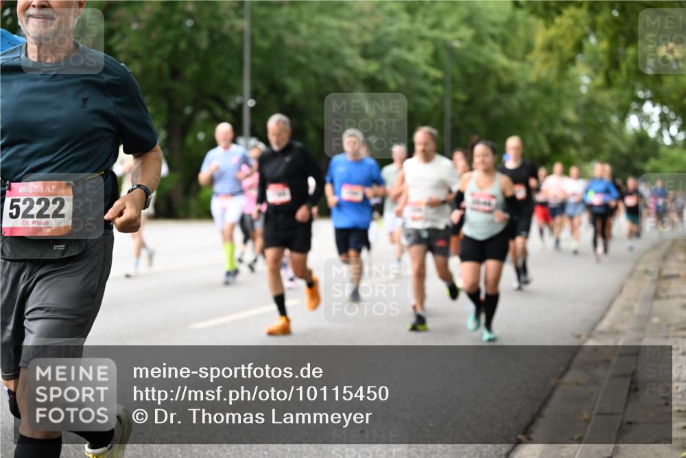 06.09.2026 - CURREX Alsterlauf Dr. Thomas Lammeyer http://msf.ph/oto/10115450 06.09.2026 09:10:36 Laufen 5222 meine-sportfotos.de