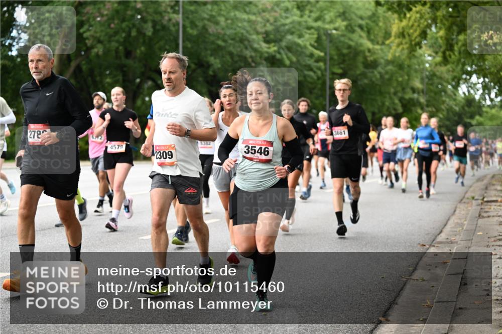 06.09.2026 - CURREX Alsterlauf Dr. Thomas Lammeyer http://msf.ph/oto/10115460 06.09.2026 09:10:38 Laufen 278, 4578, 2309, 3546, 3661 meine-sportfotos.de
