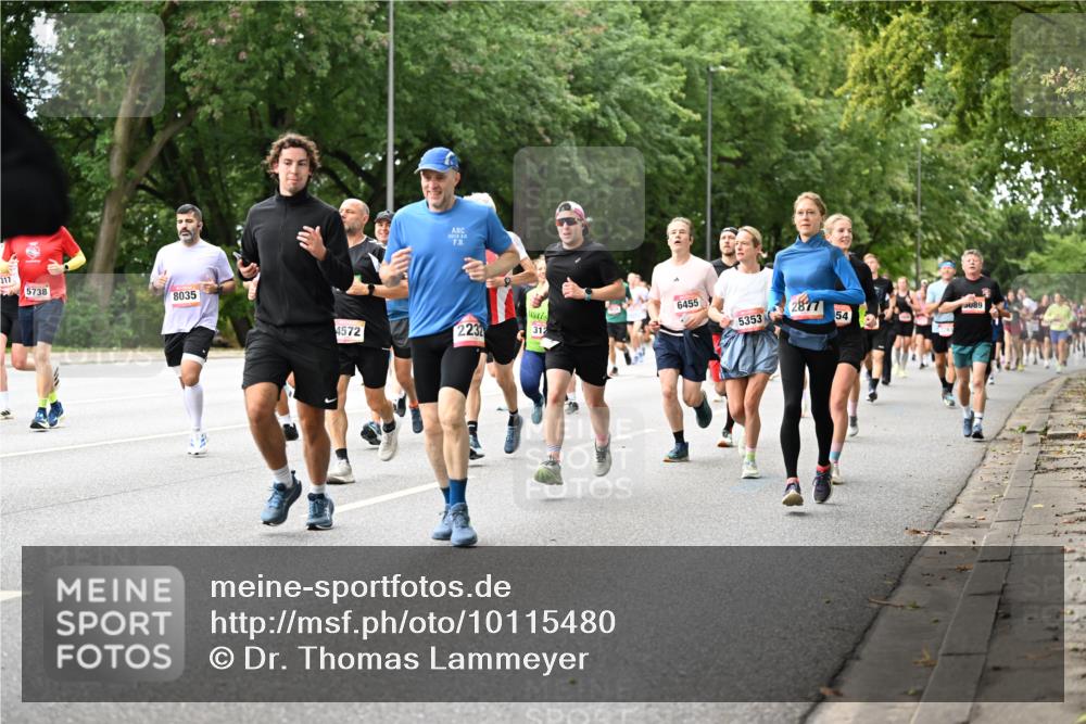 06.09.2026 - CURREX Alsterlauf Dr. Thomas Lammeyer http://msf.ph/oto/10115480 06.09.2026 09:10:40 Laufen 2015, 20, 317, 5738, 8035, 6455, 4572, 2232, 312, 5353, 2877, 089, 54 meine-sportfotos.de