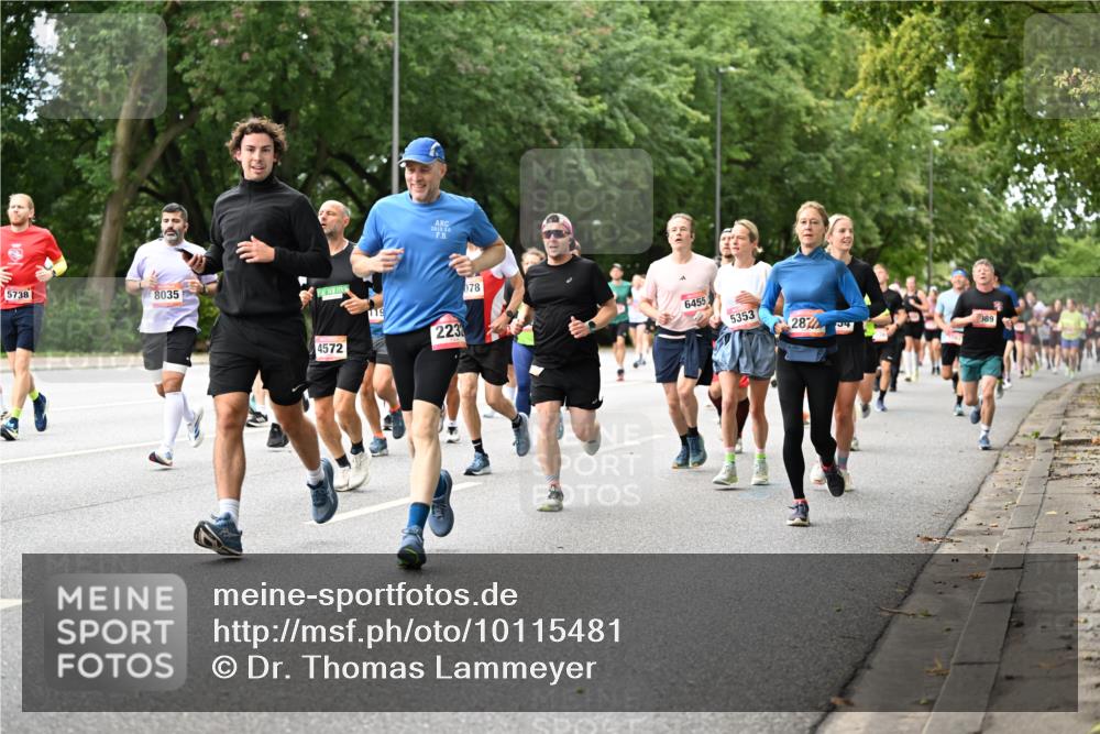 06.09.2026 - CURREX Alsterlauf Dr. Thomas Lammeyer http://msf.ph/oto/10115481 06.09.2026 09:10:41 Laufen 5738, 8035, 4572, 2015, 20, 119, 2231, 078, 6455, 5353, 287, 89 meine-sportfotos.de