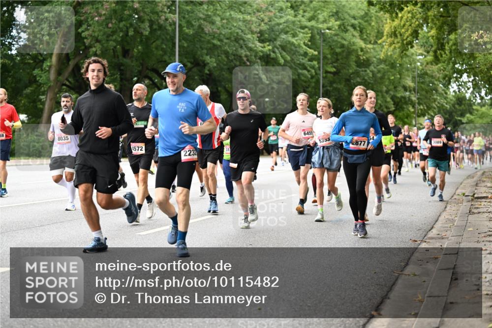06.09.2026 - CURREX Alsterlauf Dr. Thomas Lammeyer http://msf.ph/oto/10115482 06.09.2026 09:10:41 Laufen 38, 8035, 4572, 2015, 20, 6, 2232, 311, 6455, 5333, 2877, 3089 meine-sportfotos.de