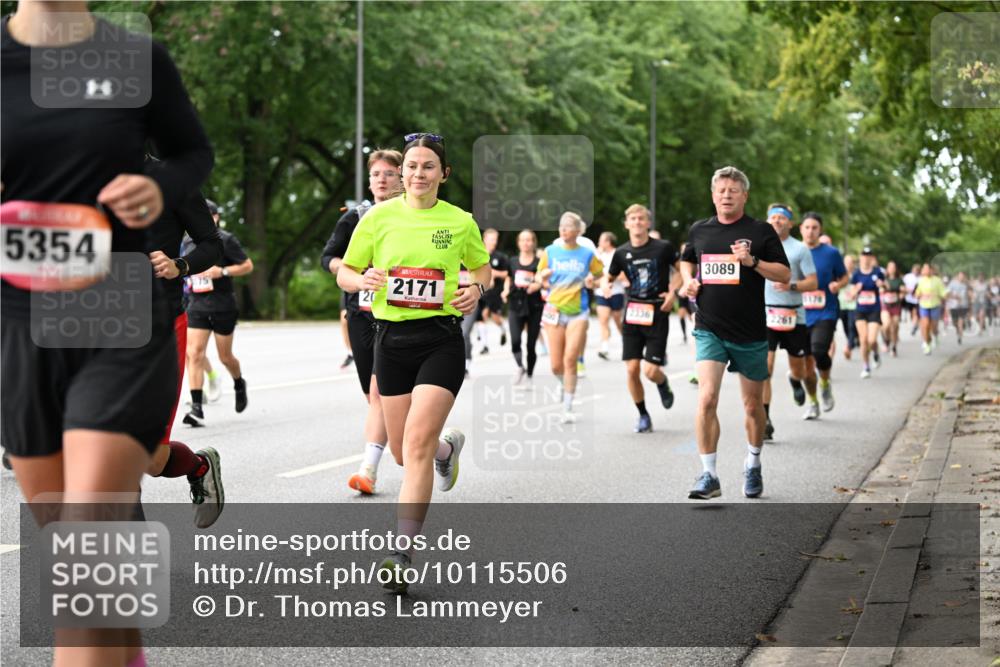 06.09.2026 - CURREX Alsterlauf Dr. Thomas Lammeyer http://msf.ph/oto/10115506 06.09.2026 09:10:44 Laufen 5354, 15, 20, 2171, 2136, 3089, 2261, 5178 meine-sportfotos.de