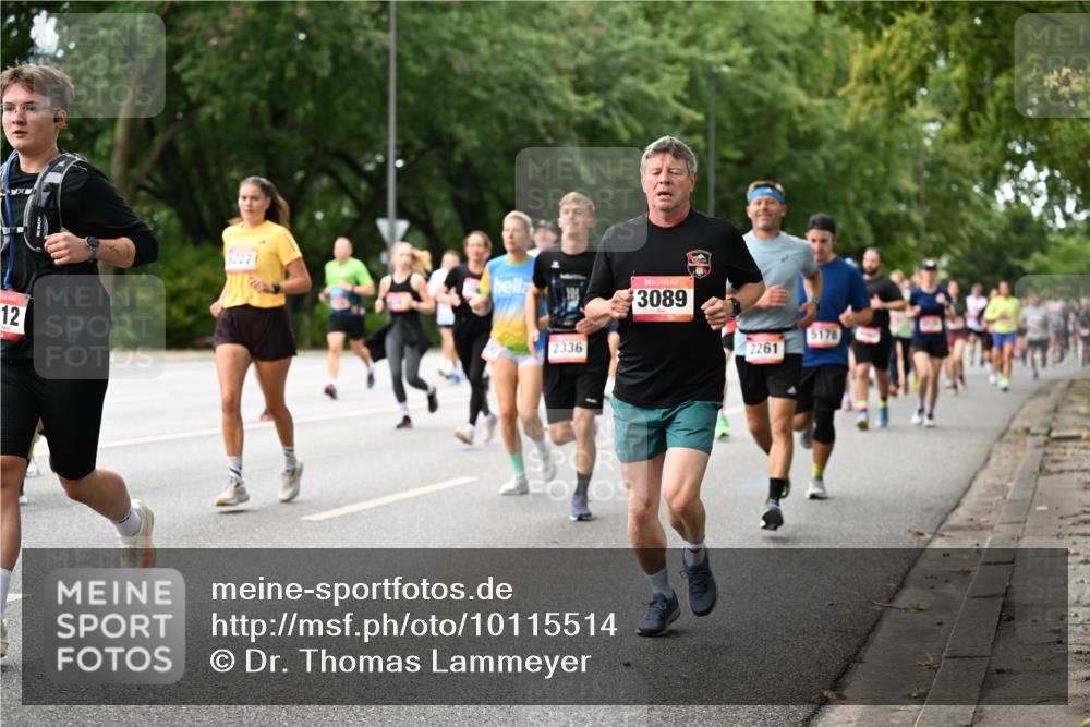 06.09.2026 - CURREX Alsterlauf Dr. Thomas Lammeyer http://msf.ph/oto/10115514 06.09.2026 09:10:45 Laufen 12, 6227, 2336, 3089, 2261, 5178 meine-sportfotos.de
