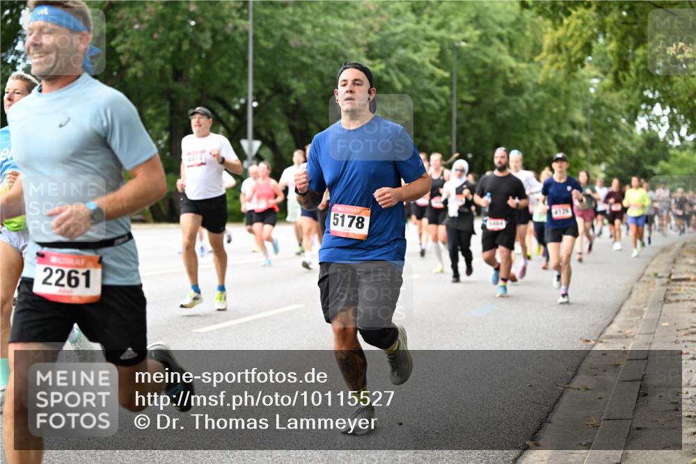 06.09.2026 - CURREX Alsterlauf Dr. Thomas Lammeyer http://msf.ph/oto/10115527 06.09.2026 09:10:47 Laufen 2261, 5178, 4129 meine-sportfotos.de