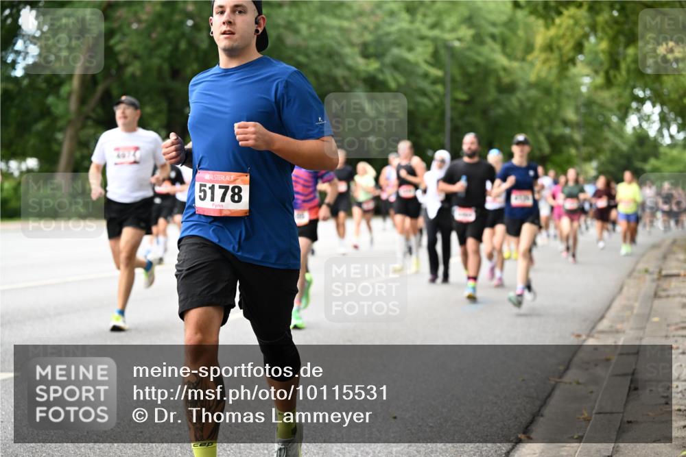 06.09.2026 - CURREX Alsterlauf Dr. Thomas Lammeyer http://msf.ph/oto/10115531 06.09.2026 09:10:47 Laufen 5178 meine-sportfotos.de