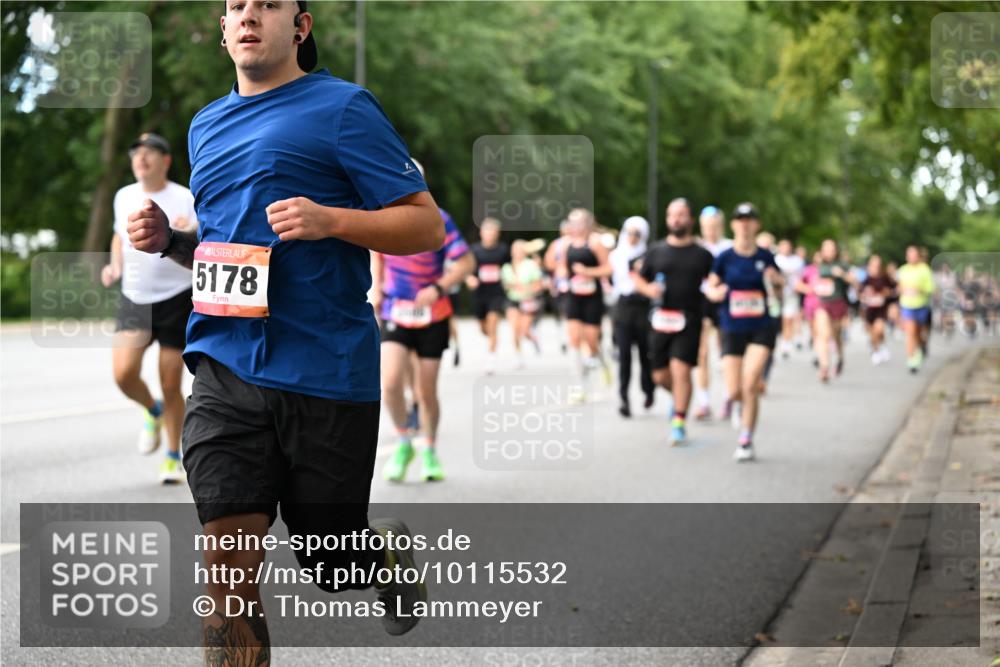 06.09.2026 - CURREX Alsterlauf Dr. Thomas Lammeyer http://msf.ph/oto/10115532 06.09.2026 09:10:48 Laufen 5178 meine-sportfotos.de
