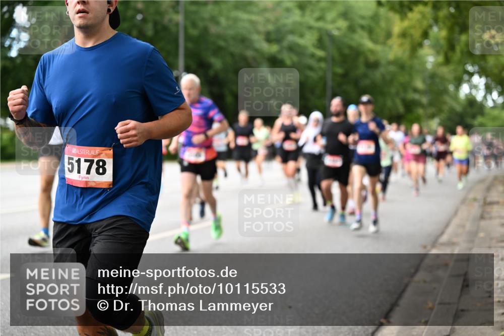 06.09.2026 - CURREX Alsterlauf Dr. Thomas Lammeyer http://msf.ph/oto/10115533 06.09.2026 09:10:48 Laufen 5178 meine-sportfotos.de