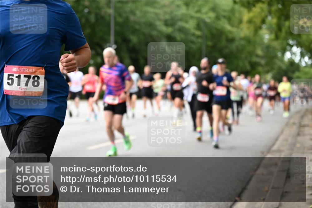 06.09.2026 - CURREX Alsterlauf Dr. Thomas Lammeyer http://msf.ph/oto/10115534 06.09.2026 09:10:48 Laufen 5178 meine-sportfotos.de