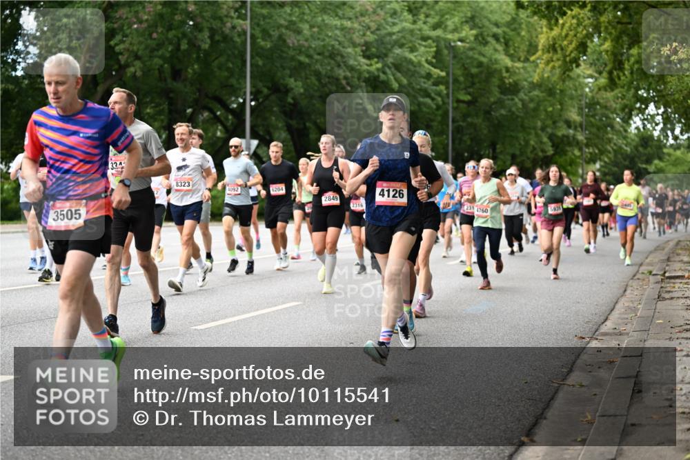 06.09.2026 - CURREX Alsterlauf Dr. Thomas Lammeyer http://msf.ph/oto/10115541 06.09.2026 09:10:49 Laufen 3505, 334, 8323, 4092, 6204, 2849, 2316, 4126, 231, 4760, 5939 meine-sportfotos.de