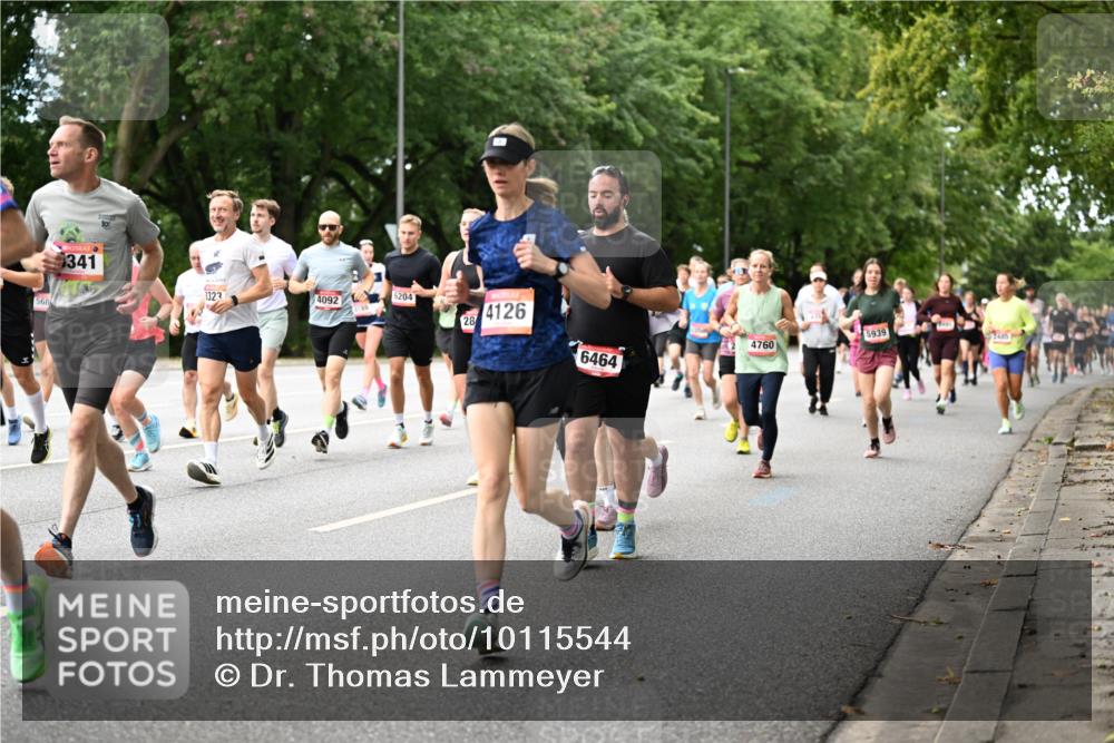 06.09.2026 - CURREX Alsterlauf Dr. Thomas Lammeyer http://msf.ph/oto/10115544 06.09.2026 09:10:49 Laufen 568, 341, 1323, 4092, 6204, 28, 4126, 5939, 4760, 6464 meine-sportfotos.de