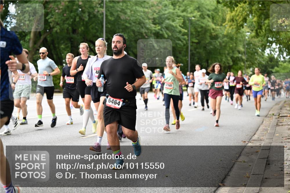 06.09.2026 - CURREX Alsterlauf Dr. Thomas Lammeyer http://msf.ph/oto/10115550 06.09.2026 09:10:50 Laufen 313, 4092, 6204, 46, 6464, 5935, 4760 meine-sportfotos.de