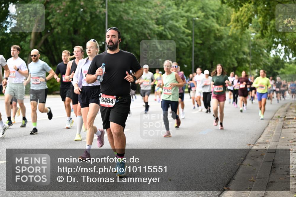 06.09.2026 - CURREX Alsterlauf Dr. Thomas Lammeyer http://msf.ph/oto/10115551 06.09.2026 09:10:50 Laufen 313, 4092, 6464, 3939, 4760 meine-sportfotos.de