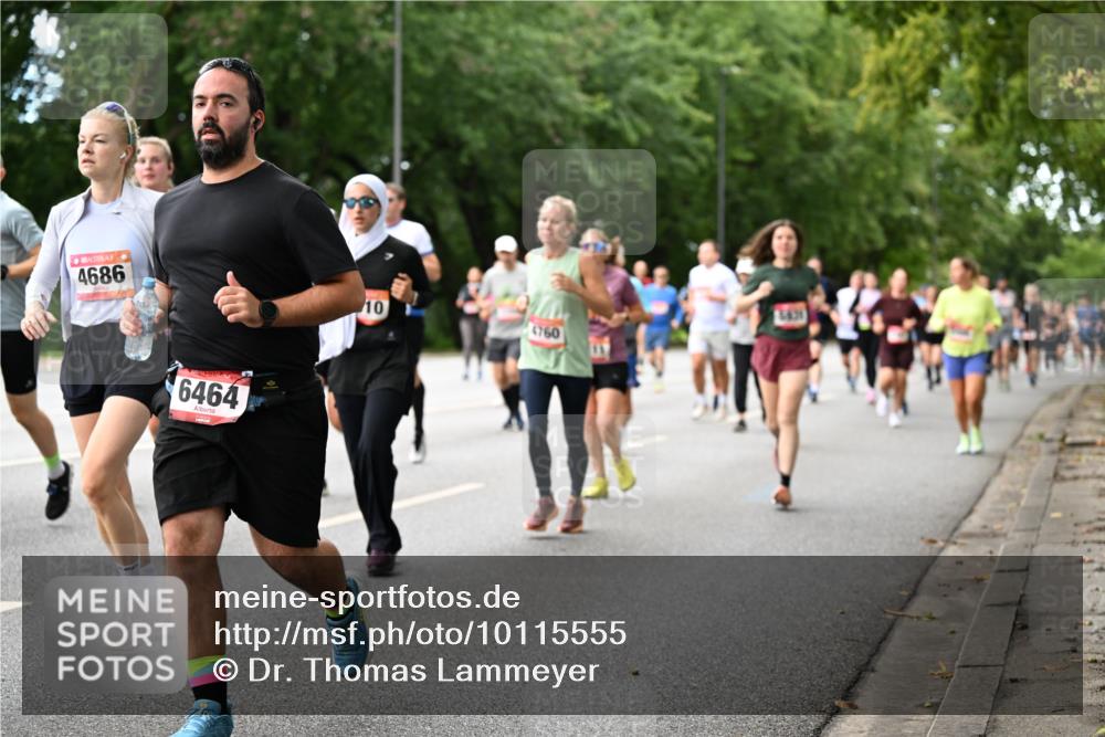 06.09.2026 - CURREX Alsterlauf Dr. Thomas Lammeyer http://msf.ph/oto/10115555 06.09.2026 09:10:51 Laufen 4686, 6464, 10, 6838, 760 meine-sportfotos.de