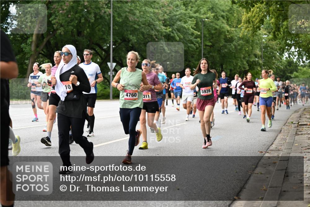 06.09.2026 - CURREX Alsterlauf Dr. Thomas Lammeyer http://msf.ph/oto/10115558 06.09.2026 09:10:51 Laufen 6189, 10, 2023, 4760, 311, 2733, 5939, 2491, 2485 meine-sportfotos.de