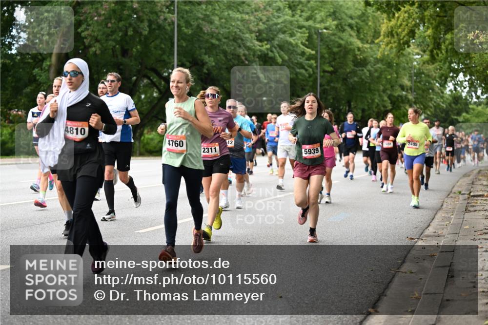 06.09.2026 - CURREX Alsterlauf Dr. Thomas Lammeyer http://msf.ph/oto/10115560 06.09.2026 09:10:52 Laufen 4810, 4760, 2311, 12, 5939, 2491, 2485 meine-sportfotos.de
