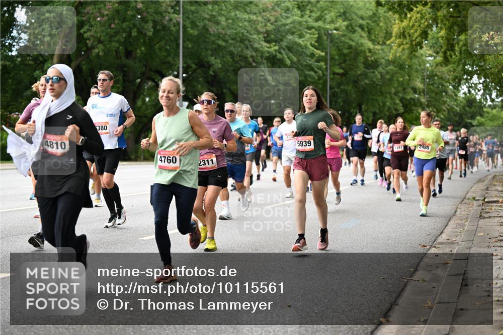 06.09.2026 - CURREX Alsterlauf Dr. Thomas Lammeyer http://msf.ph/oto/10115561 06.09.2026 09:10:52 Laufen 4810, 1, 380, 2023, 4760, 2311, 5939, 2491, 2485 meine-sportfotos.de