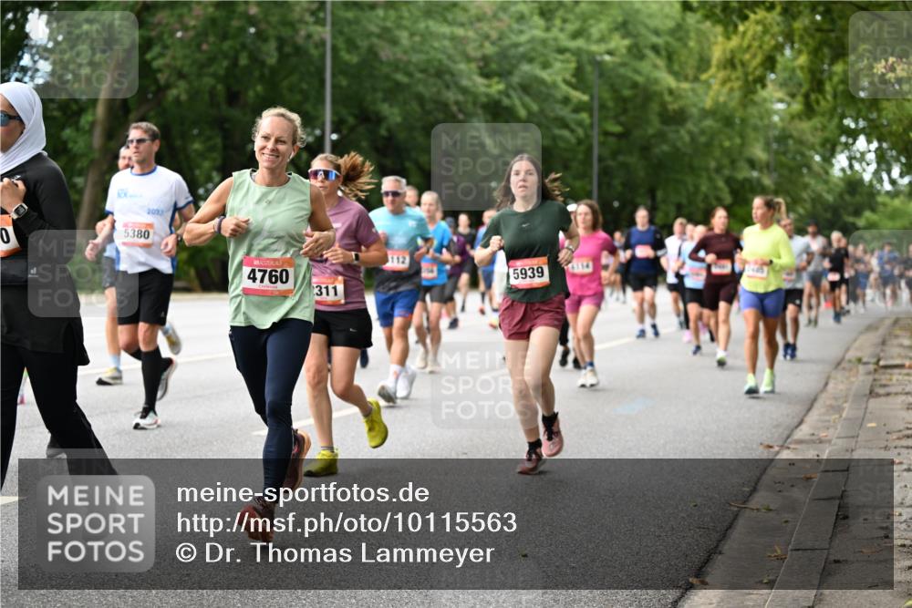 06.09.2026 - CURREX Alsterlauf Dr. Thomas Lammeyer http://msf.ph/oto/10115563 06.09.2026 09:10:52 Laufen 0, 5380, 2023, 4760, 311, 112, 5939 meine-sportfotos.de