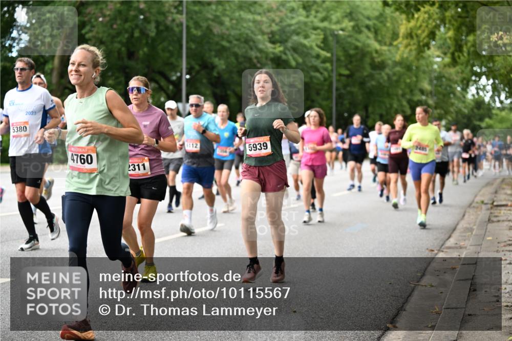 06.09.2026 - CURREX Alsterlauf Dr. Thomas Lammeyer http://msf.ph/oto/10115567 06.09.2026 09:10:52 Laufen 5380, 2023, 4760, 2311, 6112, 244, 5939 meine-sportfotos.de