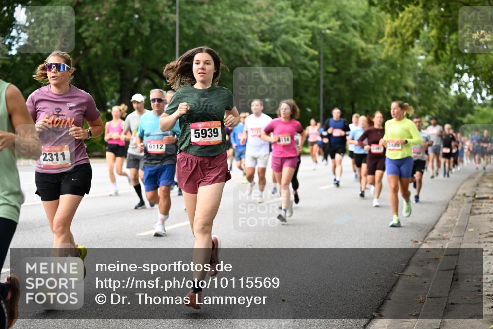 06.09.2026 - CURREX Alsterlauf Dr. Thomas Lammeyer http://msf.ph/oto/10115569 06.09.2026 09:10:53 Laufen 2311, 6112, 5939 meine-sportfotos.de