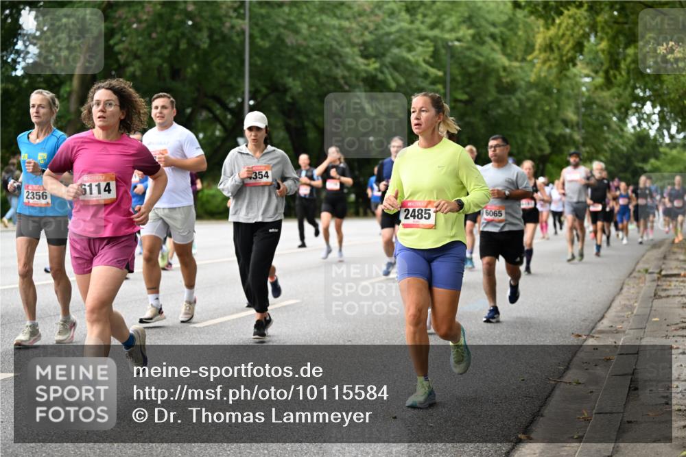 06.09.2026 - CURREX Alsterlauf Dr. Thomas Lammeyer http://msf.ph/oto/10115584 06.09.2026 09:10:55 Laufen 2356, 114, 354, 2485, 6065 meine-sportfotos.de