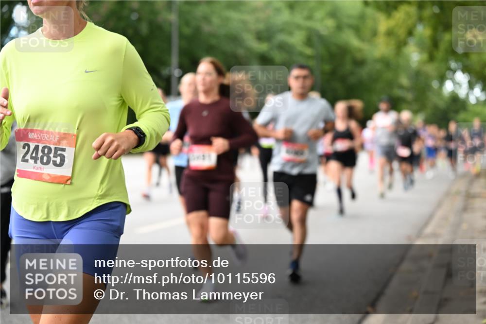 06.09.2026 - CURREX Alsterlauf Dr. Thomas Lammeyer http://msf.ph/oto/10115596 06.09.2026 09:10:57 Laufen 2485 meine-sportfotos.de