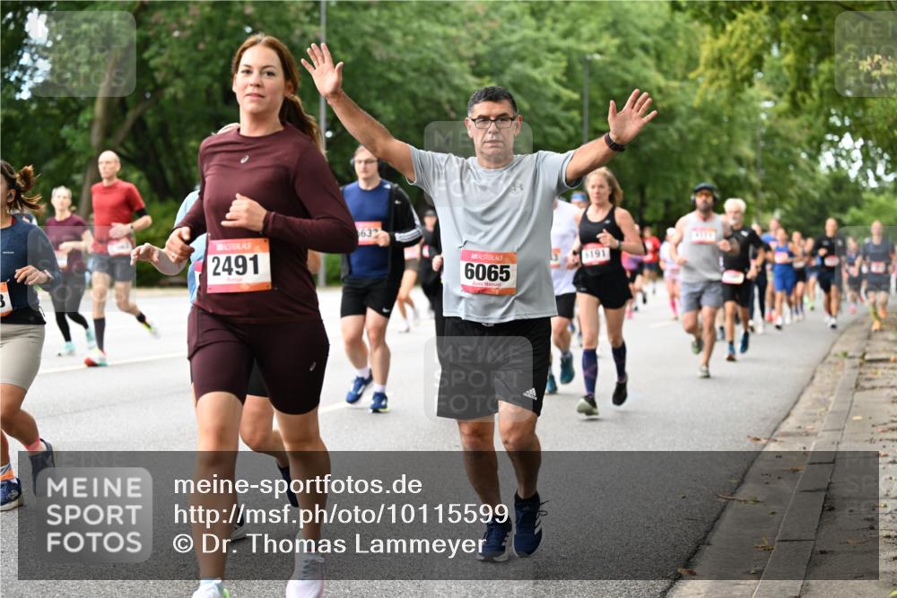 06.09.2026 - CURREX Alsterlauf Dr. Thomas Lammeyer http://msf.ph/oto/10115599 06.09.2026 09:10:57 Laufen 2491, 632, 6065, 6191 meine-sportfotos.de