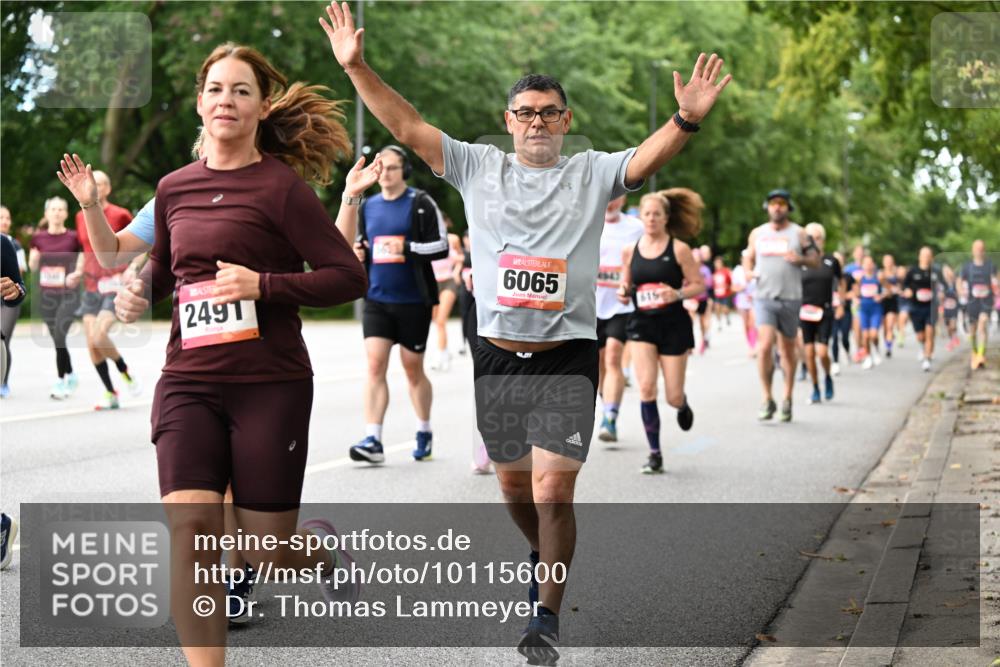 06.09.2026 - CURREX Alsterlauf Dr. Thomas Lammeyer http://msf.ph/oto/10115600 06.09.2026 09:10:57 Laufen 2491, 6065 meine-sportfotos.de