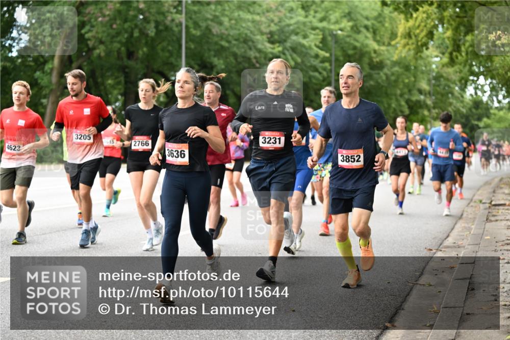 06.09.2026 - CURREX Alsterlauf Dr. Thomas Lammeyer http://msf.ph/oto/10115644 06.09.2026 09:11:03 Laufen 3205, 4615, 2766, 4623, 19, 3636, 3231, 3852 meine-sportfotos.de