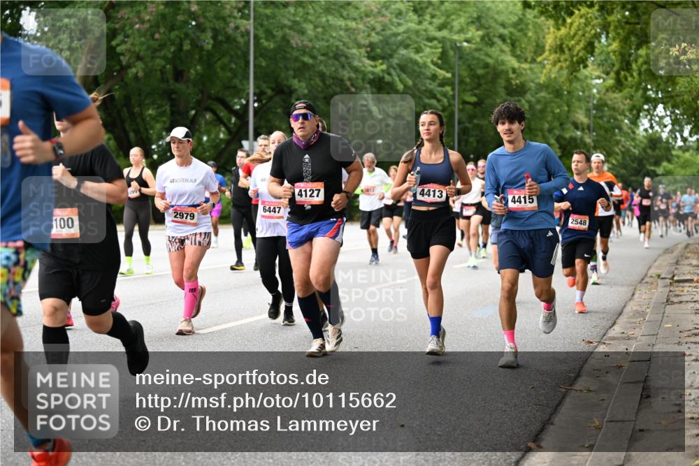 06.09.2026 - CURREX Alsterlauf Dr. Thomas Lammeyer http://msf.ph/oto/10115662 06.09.2026 09:11:06 Laufen 100, 099, 4127, 4413, 4415, 6447, 2548, 2979 meine-sportfotos.de
