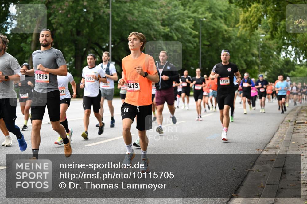 06.09.2026 - CURREX Alsterlauf Dr. Thomas Lammeyer http://msf.ph/oto/10115705 06.09.2026 09:11:13 Laufen 6298, 5215, 01, 3914, 42, 11, 4213, 4797 meine-sportfotos.de