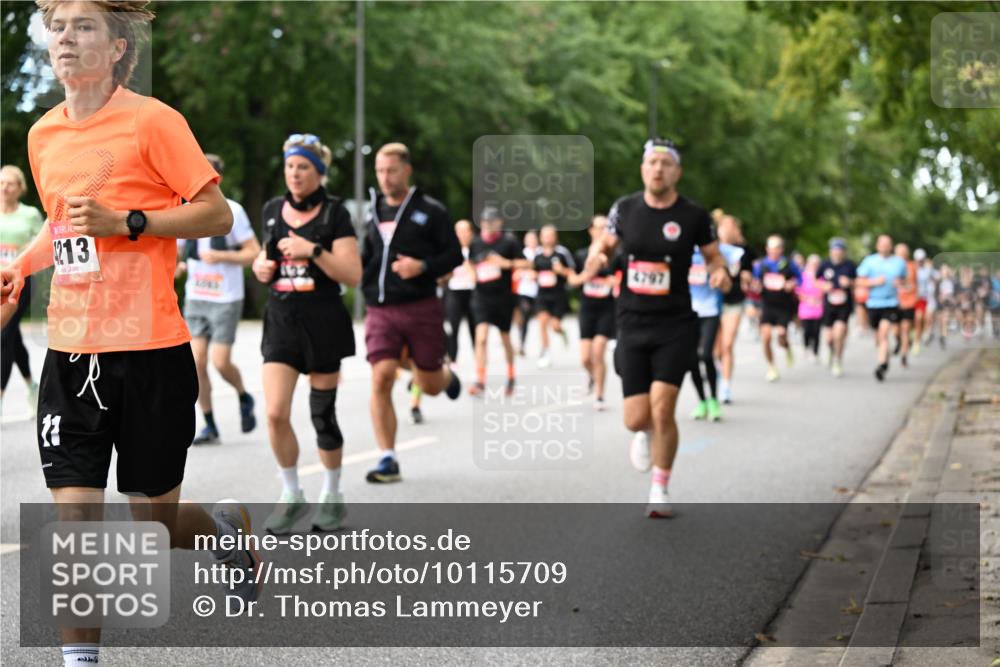 06.09.2026 - CURREX Alsterlauf Dr. Thomas Lammeyer http://msf.ph/oto/10115709 06.09.2026 09:11:14 Laufen 773, 13, 132, 4797 meine-sportfotos.de
