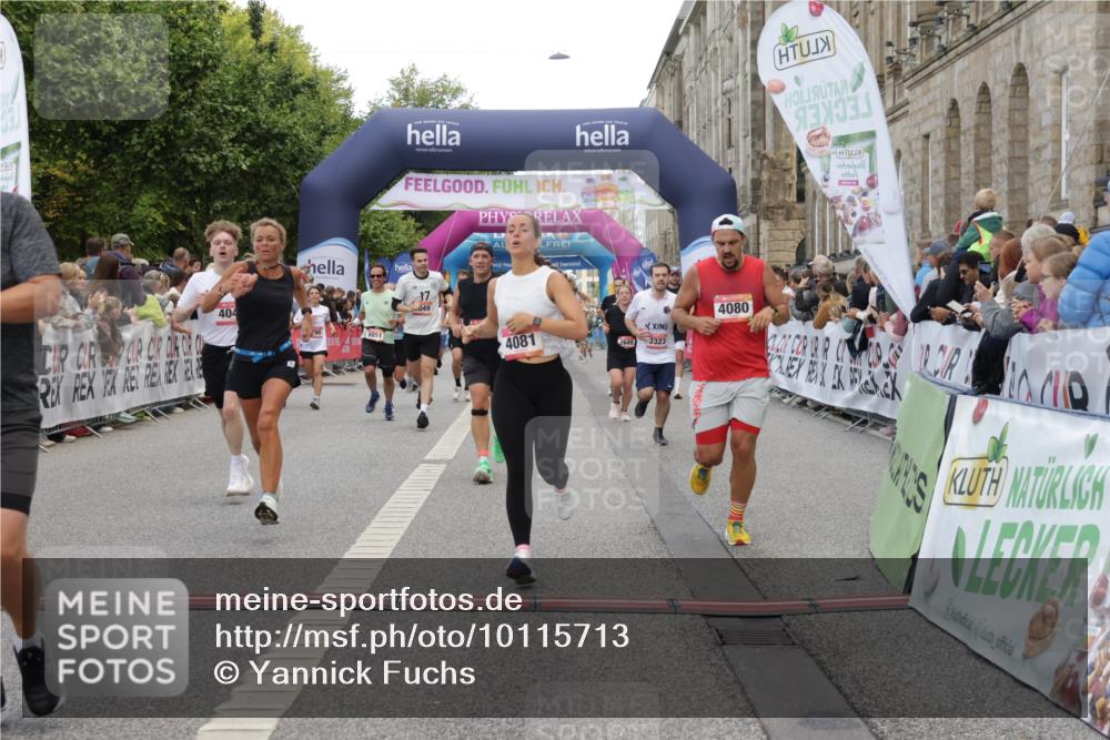 06.09.2026 - CURREX Alsterlauf Yannick Fuchs http://msf.ph/oto/10115713 06.09.2026 09:58:56 Ziel 2065, 2244, 2649, 2711, 3049, 3078, 3203, 3313, 3323, 3765, 4048, 4080, 4081, 4299, 4605, 4779, 5099, 5100, 5557, 5661, 6064, 6065, 6311, 8051, 8265 meine-sportfotos.de