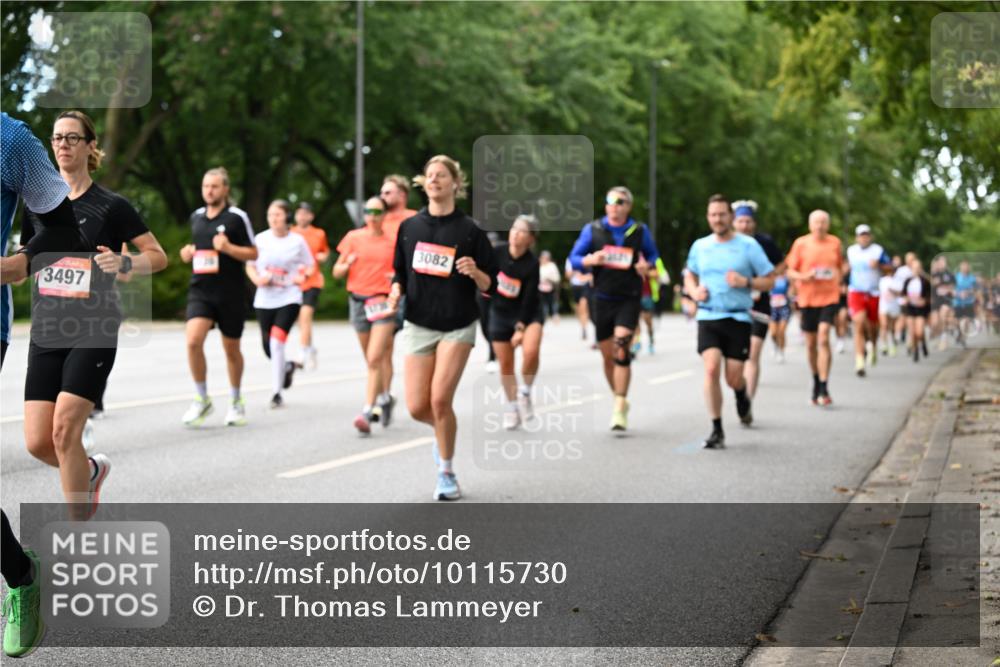 06.09.2026 - CURREX Alsterlauf Dr. Thomas Lammeyer http://msf.ph/oto/10115730 06.09.2026 09:11:17 Laufen 3497, 3082 meine-sportfotos.de