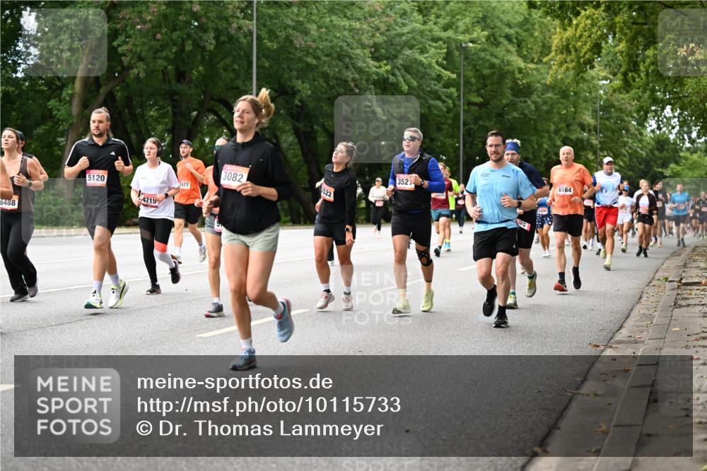 06.09.2026 - CURREX Alsterlauf Dr. Thomas Lammeyer http://msf.ph/oto/10115733 06.09.2026 09:11:18 Laufen 6488, 5120, 4715, 3082, 2977, 522, 352, 6164 meine-sportfotos.de