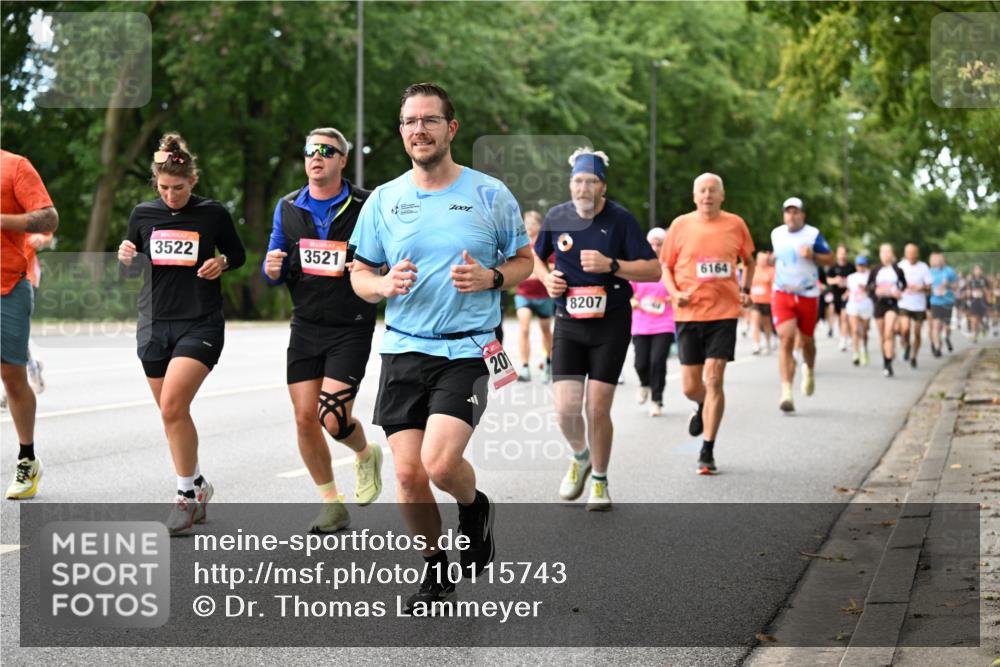 06.09.2026 - CURREX Alsterlauf Dr. Thomas Lammeyer http://msf.ph/oto/10115743 06.09.2026 09:11:20 Laufen 3522, 3521, 1001, 201, 8207, 6164 meine-sportfotos.de
