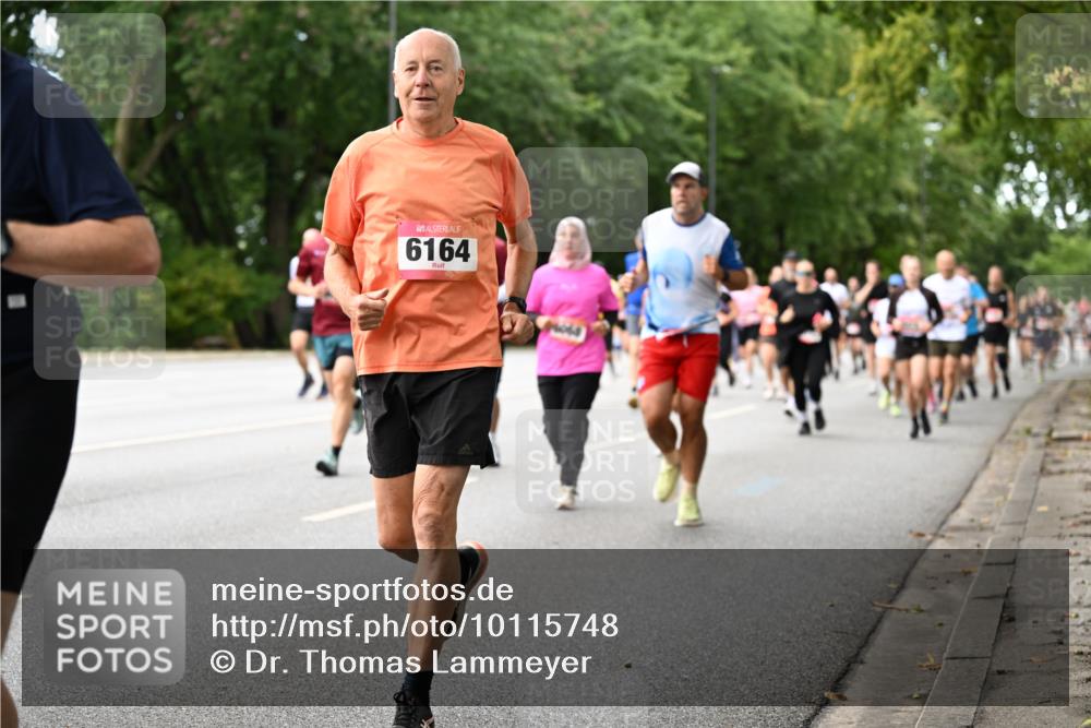 06.09.2026 - CURREX Alsterlauf Dr. Thomas Lammeyer http://msf.ph/oto/10115748 06.09.2026 09:11:22 Laufen 6164 meine-sportfotos.de