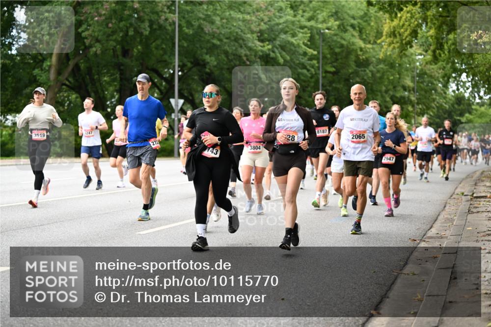 06.09.2026 - CURREX Alsterlauf Dr. Thomas Lammeyer http://msf.ph/oto/10115770 06.09.2026 09:11:25 Laufen 3519, 247, 8187, 2065, 28, 272, 743, 3804, 2947 meine-sportfotos.de