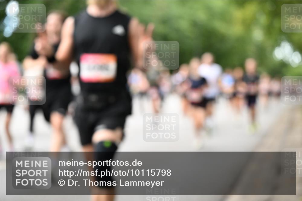 06.09.2026 - CURREX Alsterlauf Dr. Thomas Lammeyer http://msf.ph/oto/10115798 06.09.2026 09:11:30 Laufen  meine-sportfotos.de