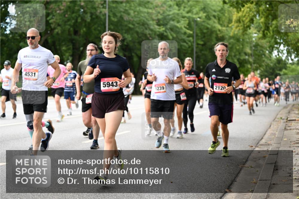 06.09.2026 - CURREX Alsterlauf Dr. Thomas Lammeyer http://msf.ph/oto/10115810 06.09.2026 09:11:31 Laufen 4531, 5943, 508, 1239, 2120 meine-sportfotos.de