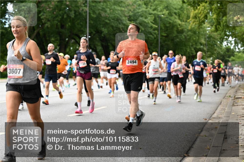 06.09.2026 - CURREX Alsterlauf Dr. Thomas Lammeyer http://msf.ph/oto/10115833 06.09.2026 09:11:38 Laufen 3607, 9507, 3735, 2494 meine-sportfotos.de